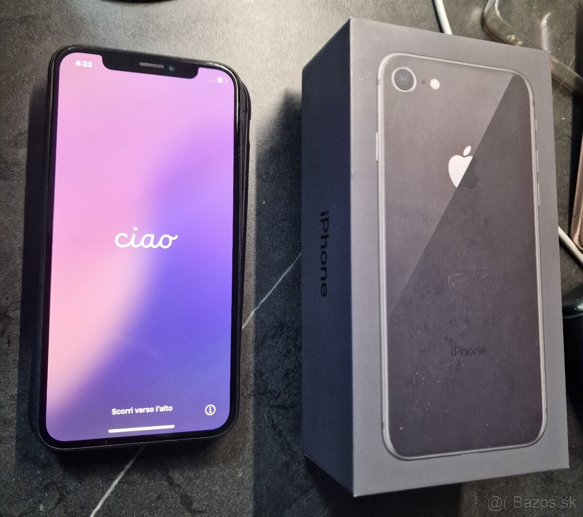 Apple iPhone XS 64GB - 3