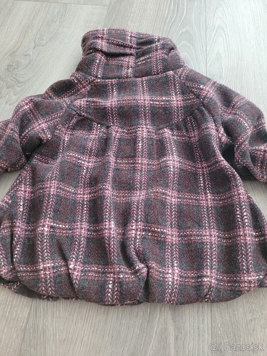 Next prechodny kabat - 3