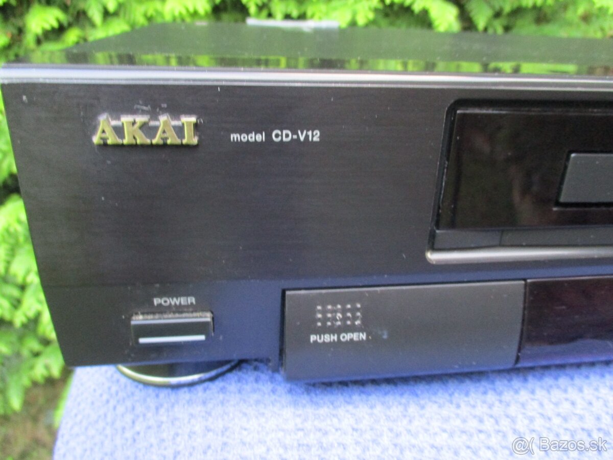 Akai CD-V12 - 3