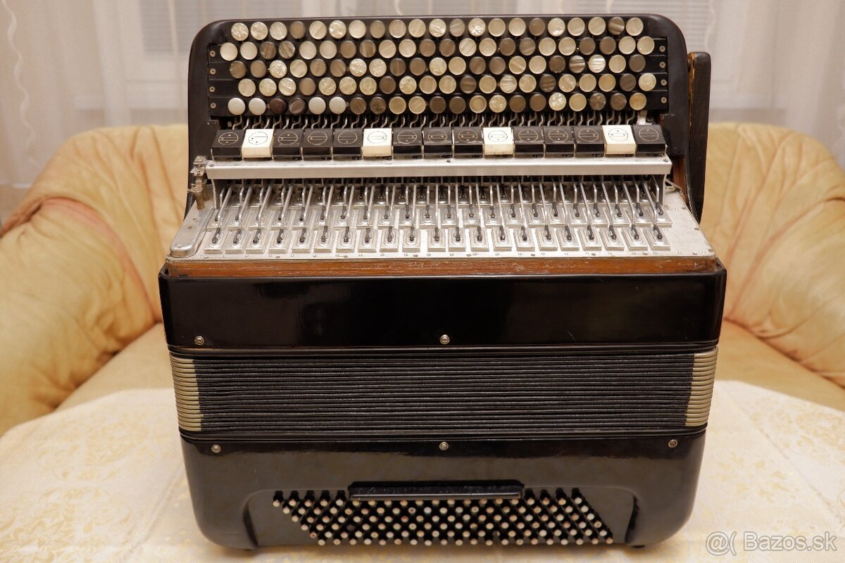 gombíkový akordeón Bayan Jupiter - 3