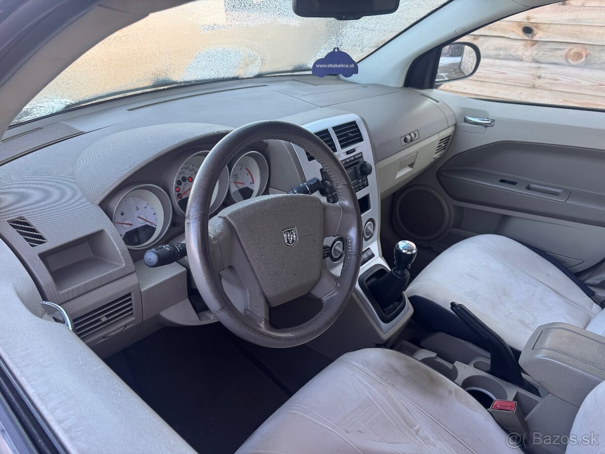 Dodge Caliber 2006 na náhradné diely ND - 3