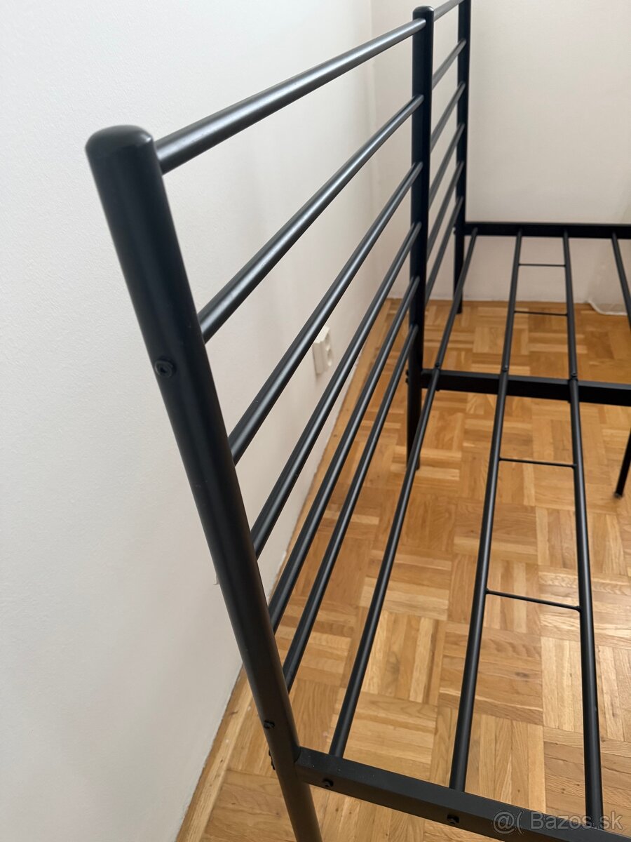 Kovová posteľ - 3
