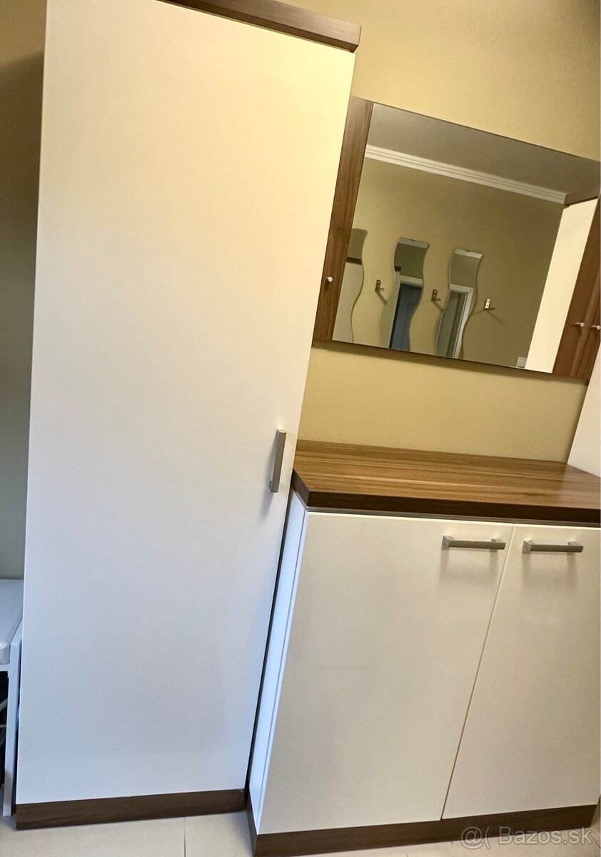 Predsieňová zostava - 3