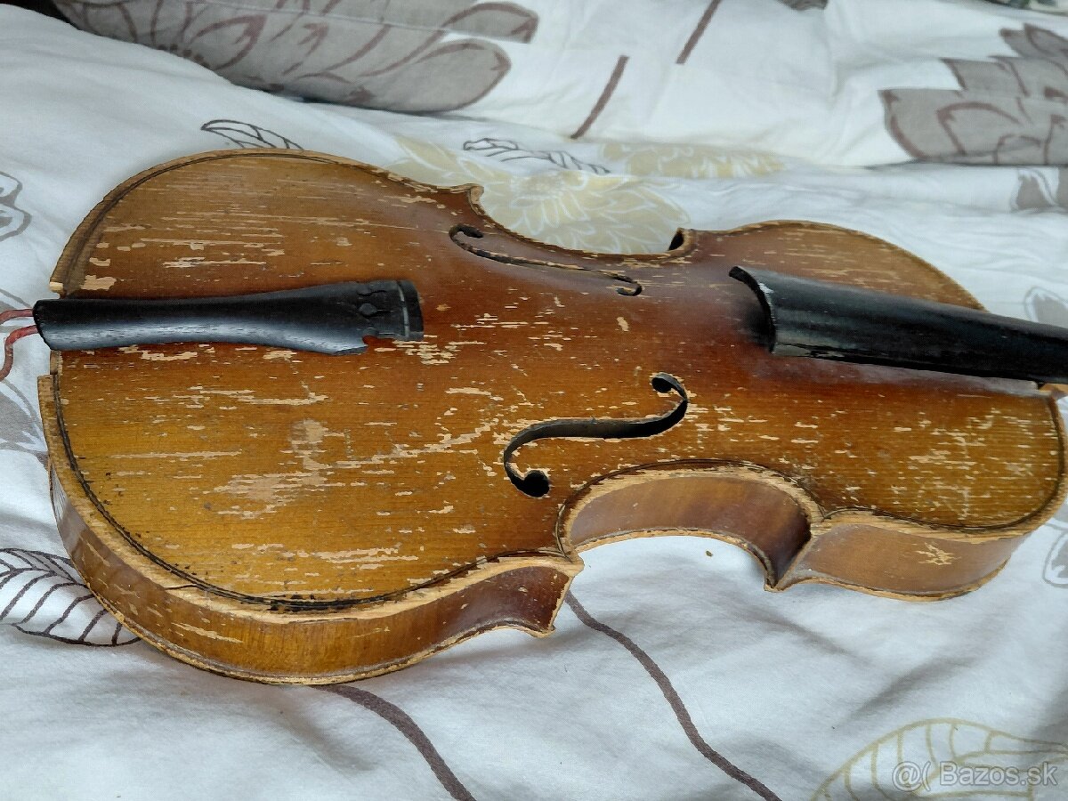Husle , neúplné - 3