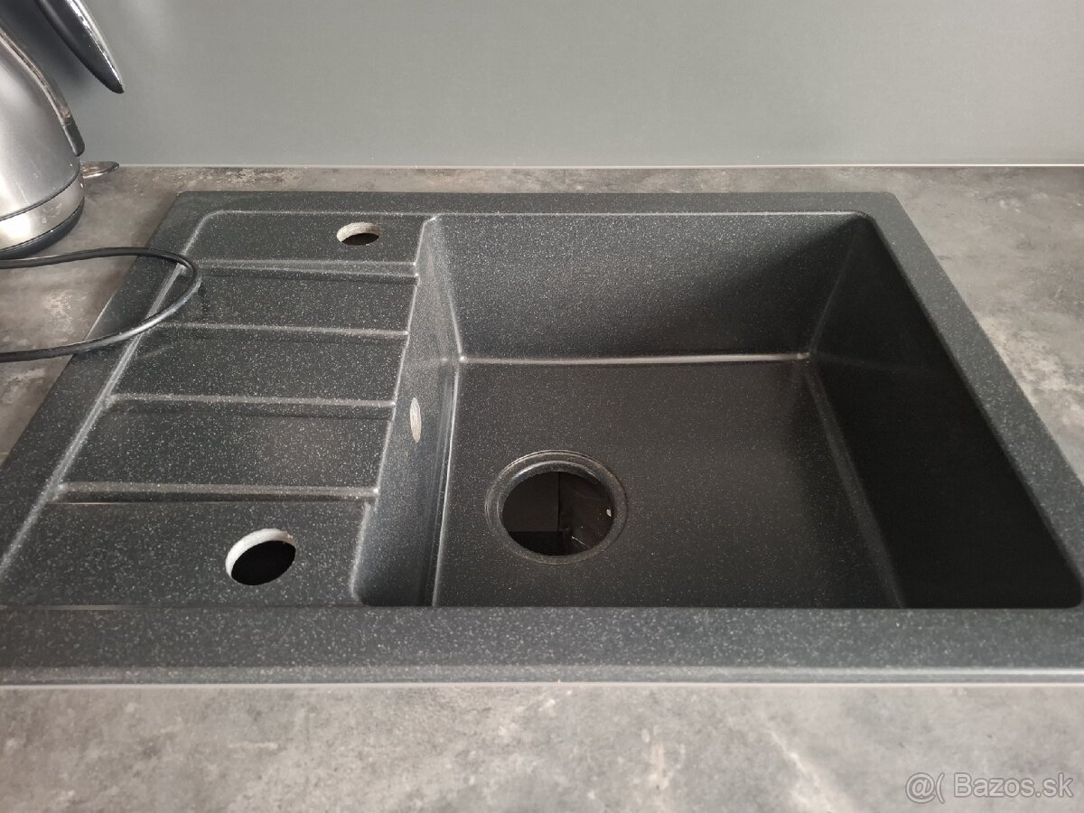 Kuchynská linka - 3