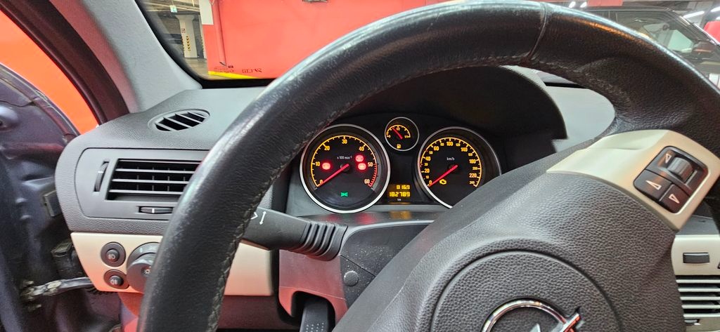 Opel Astra ST Combi 74kw Manuál 1.7 CDTi - 3