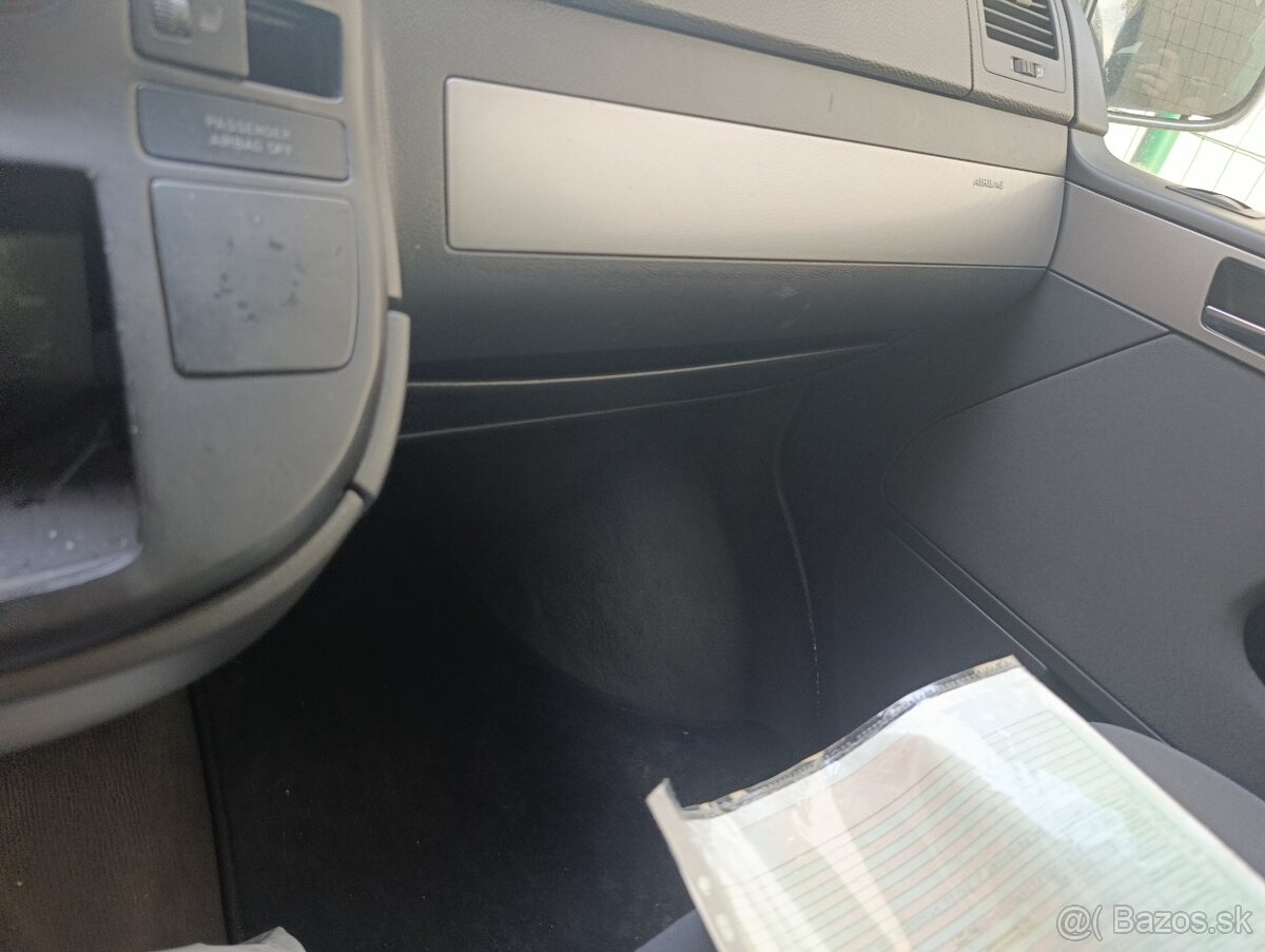 VOLKSWAGEN T5 MULTIVAN - 3