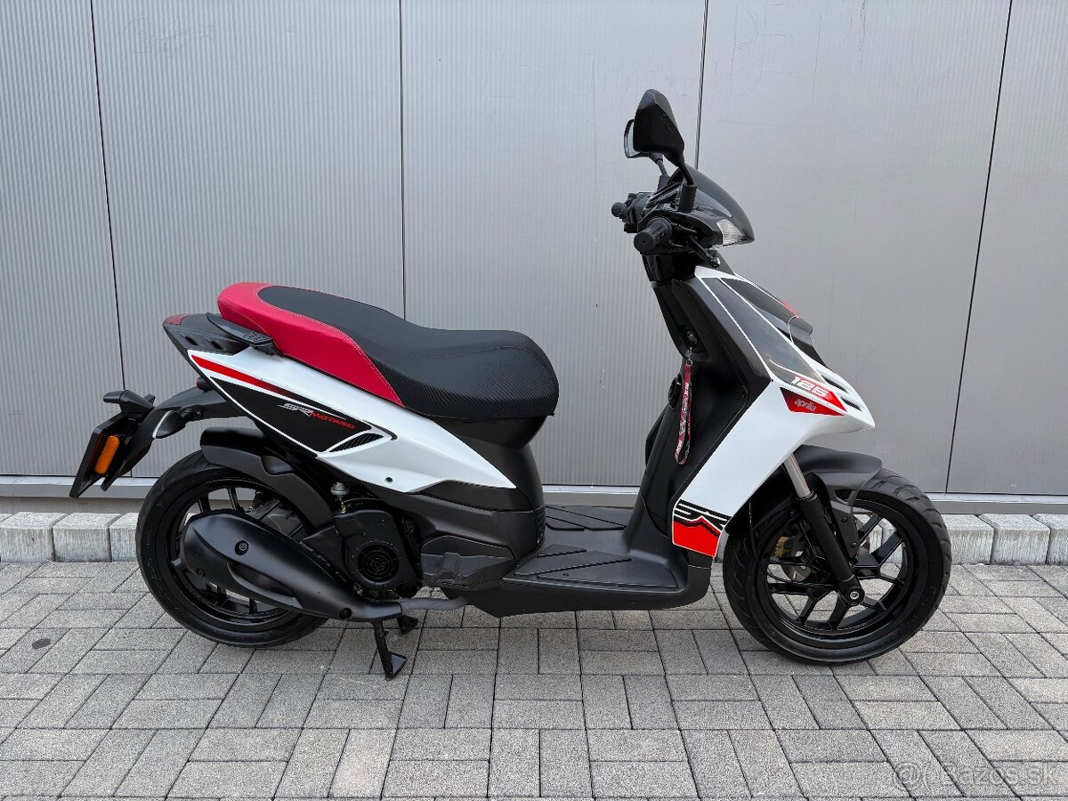 Aprilia SR 125 - 3
