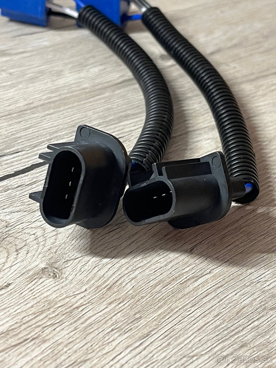 Adaptér H4 - H13 - 3