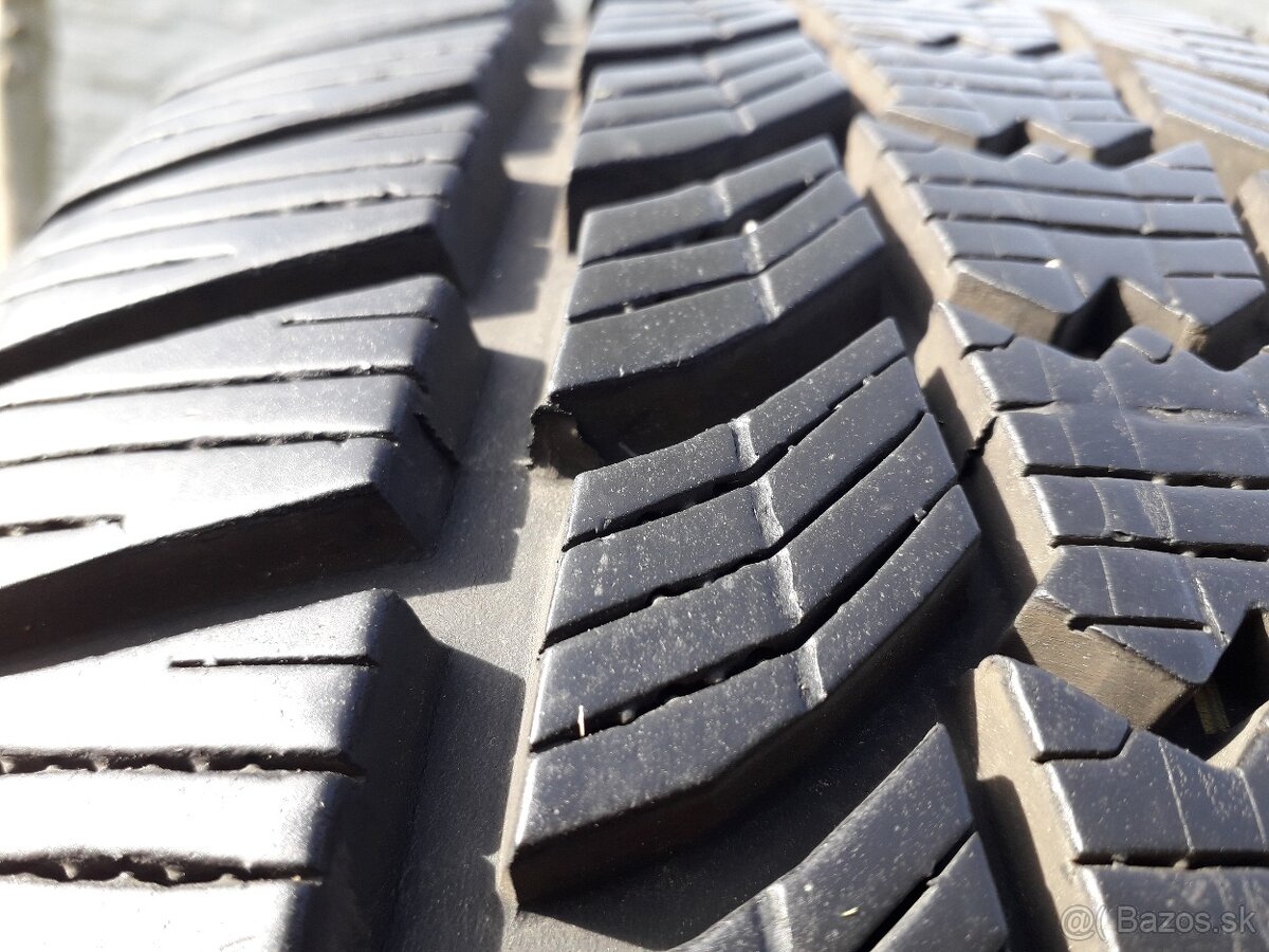 225/45 r17 zimne pneumatiky - 3