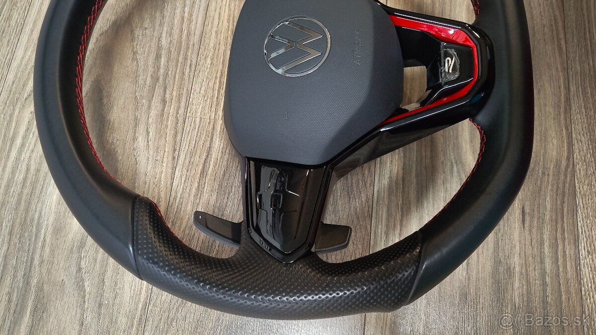 Volant Golf 8 GTI - R RED - 3