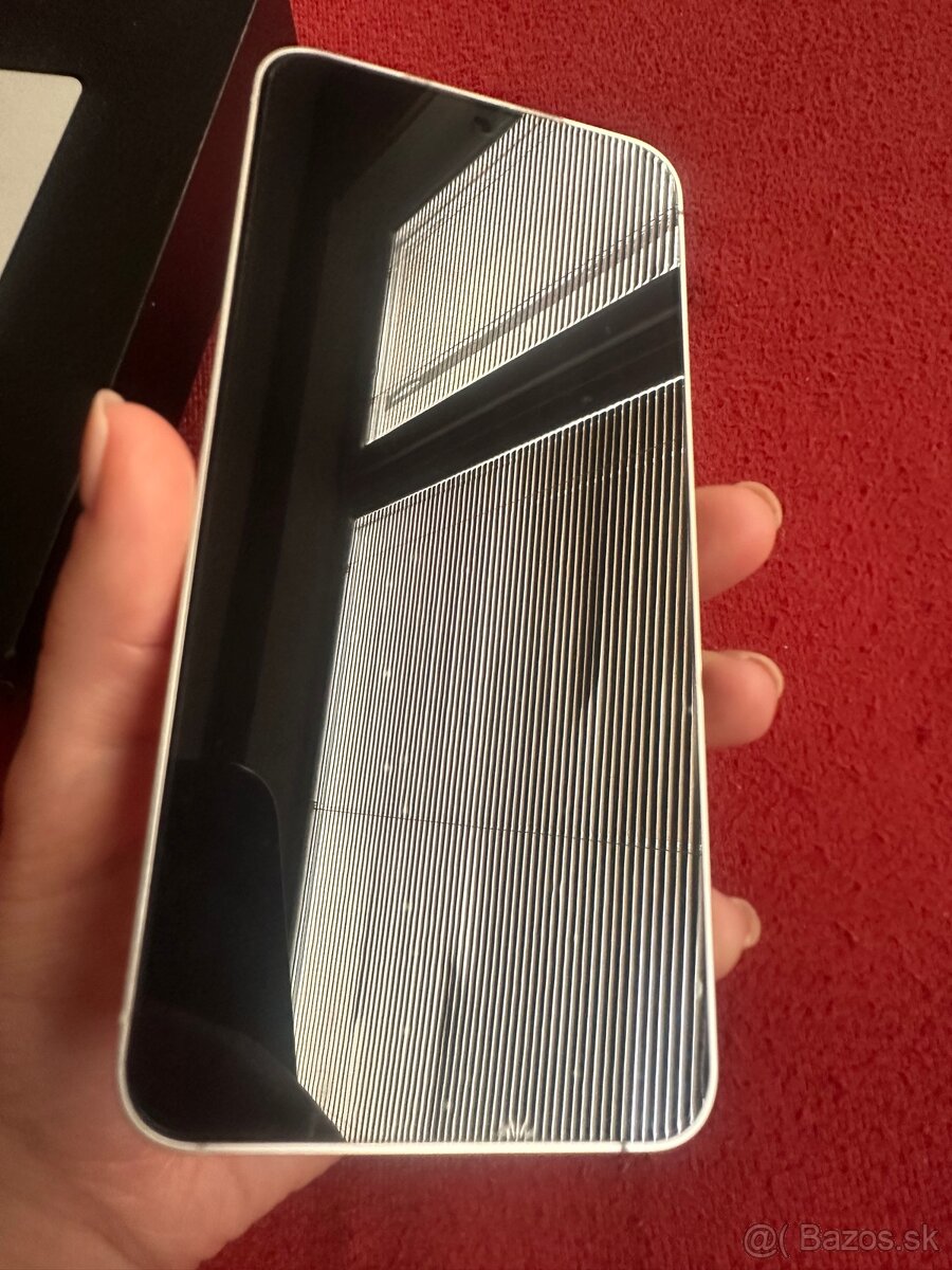 Samsung Galaxy S24 256GB - 3