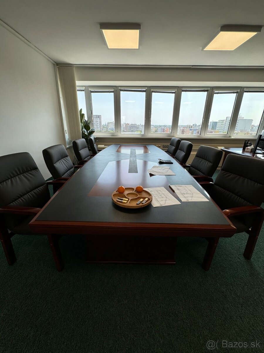 Kancelária riaditeľa/manažéra - 3