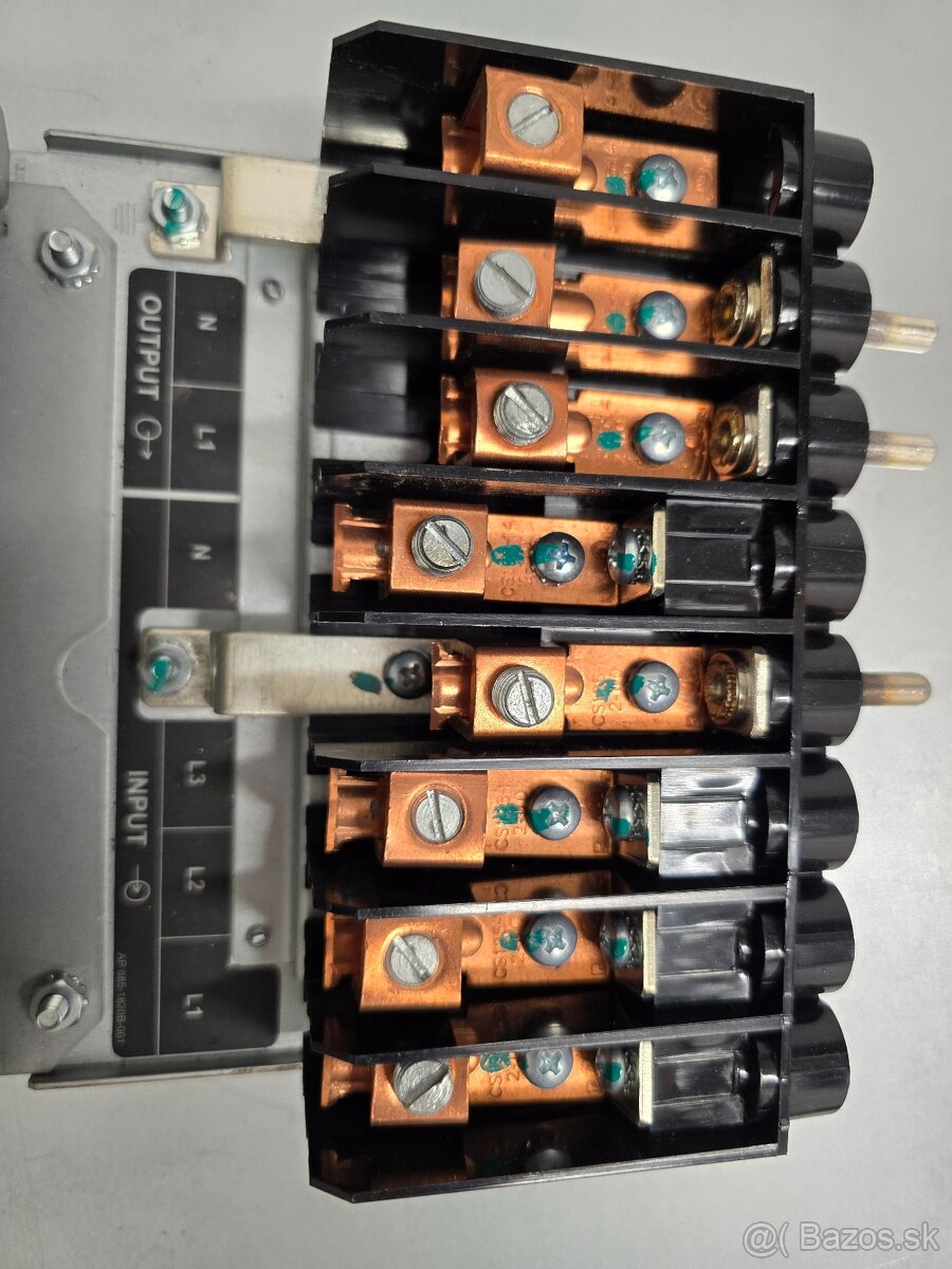 UPS online APC 8kVA 3f - 3