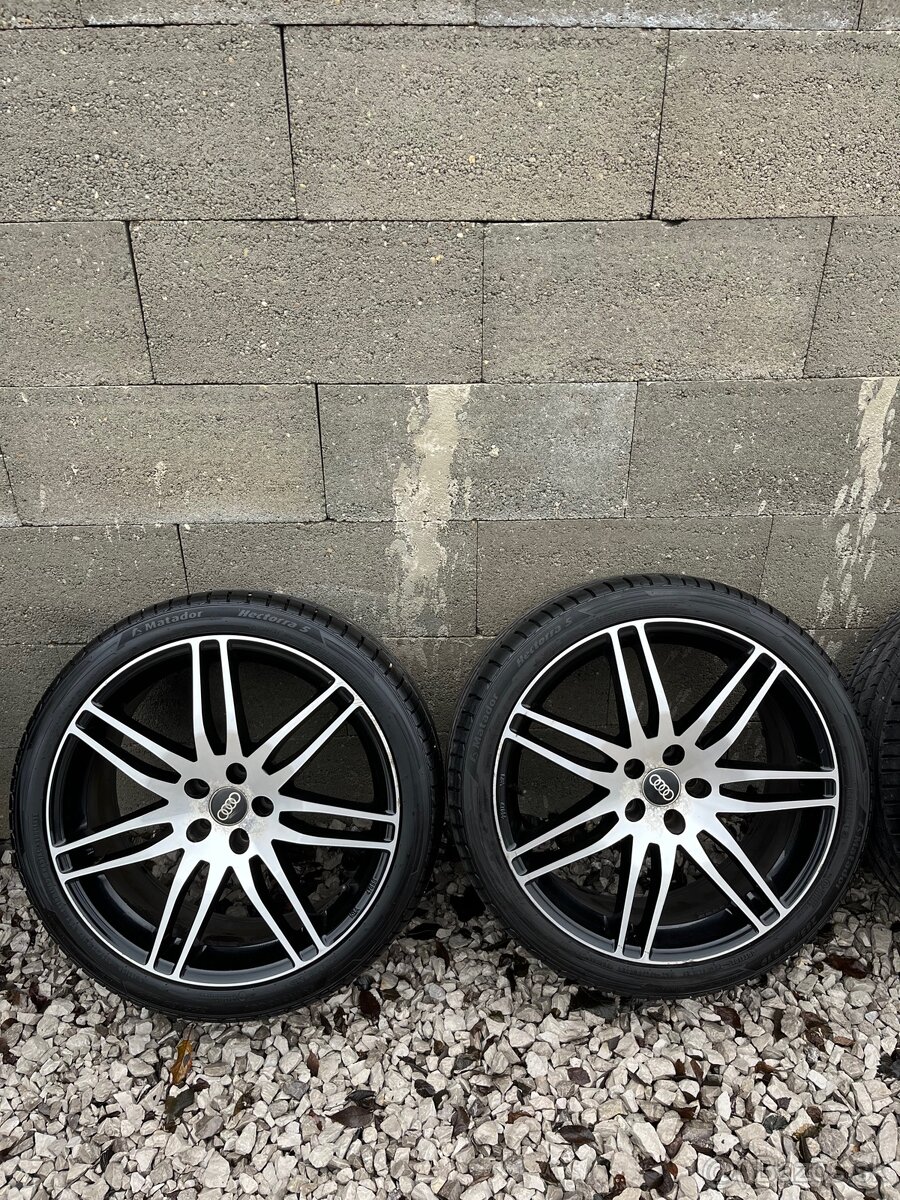 Elektróny Audi r19 - 3