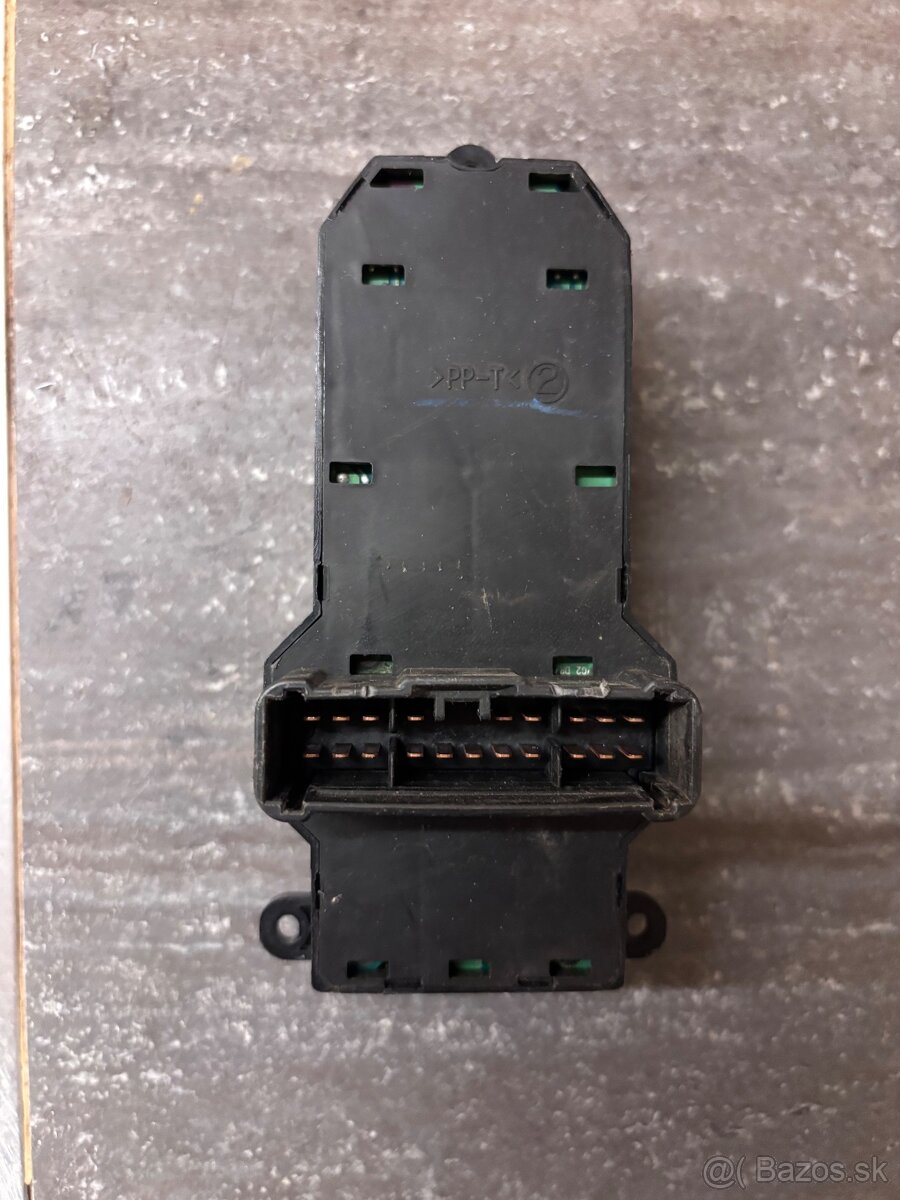 Ovládanie el.okien CR-V II - 3