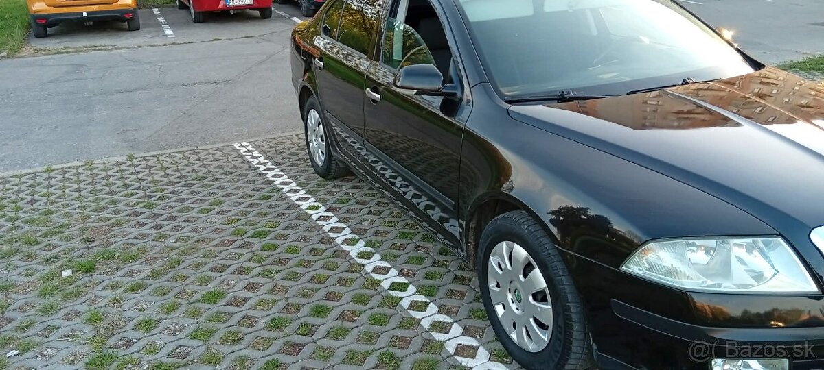 Škoda Octavia 2 1.6 benzín 75kw - 3