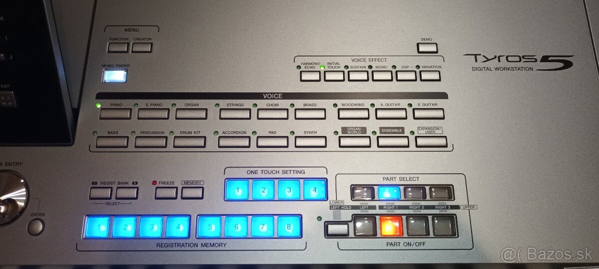 Predám alebo vymením kláves Yamaha tyros 5 - 3
