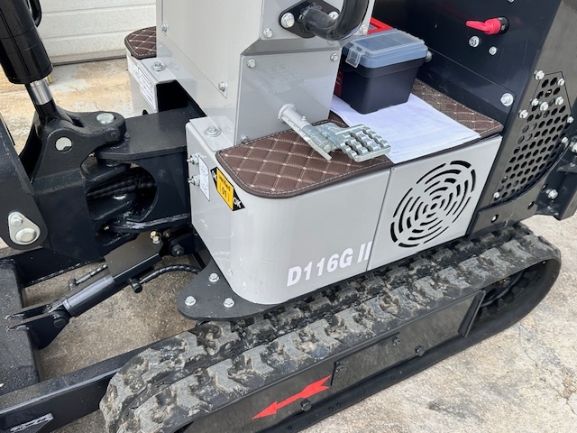 Minibáger so spoľahlivým naftovým motorom - 3