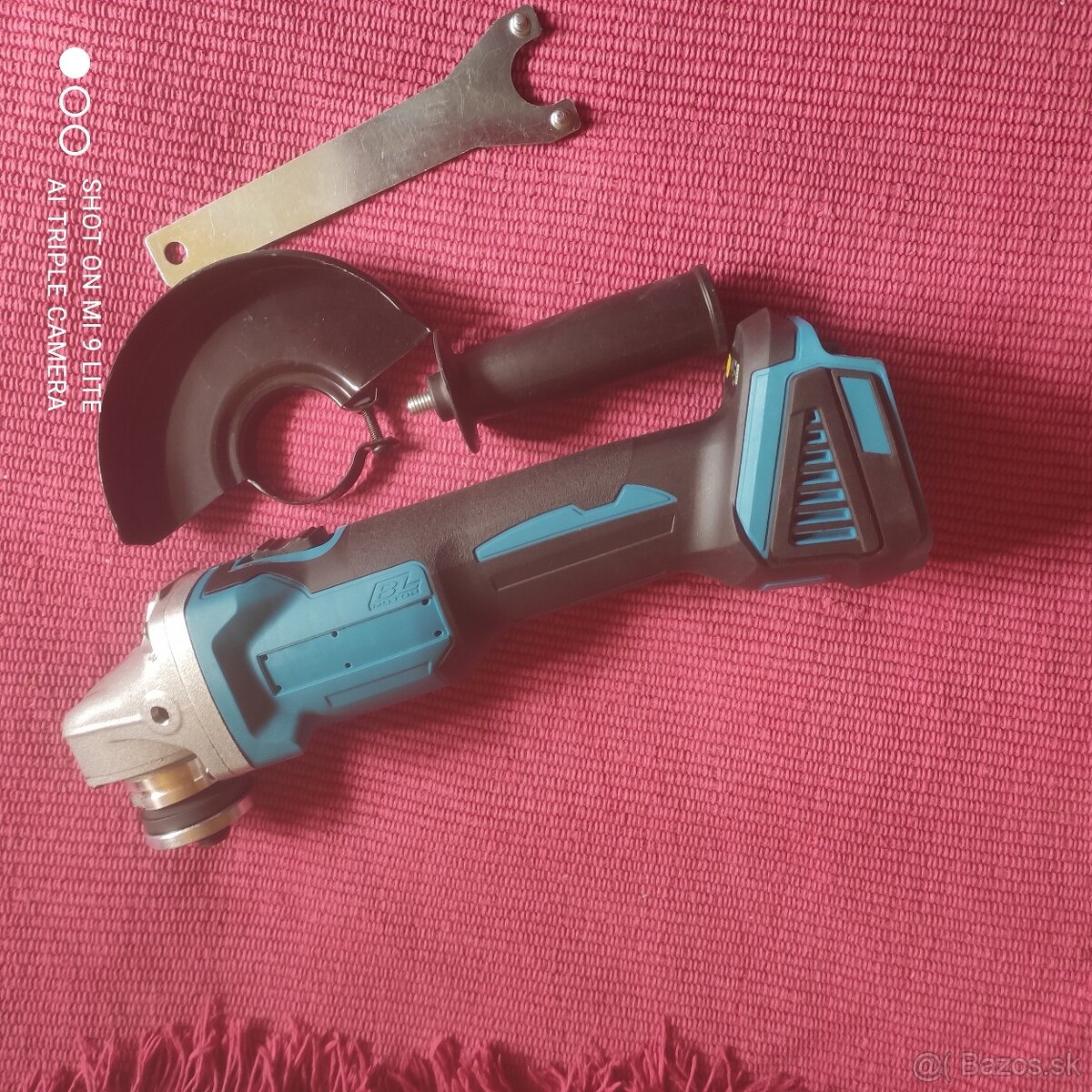 Predám novú 125 mm aku uhlovú brúsku - 3