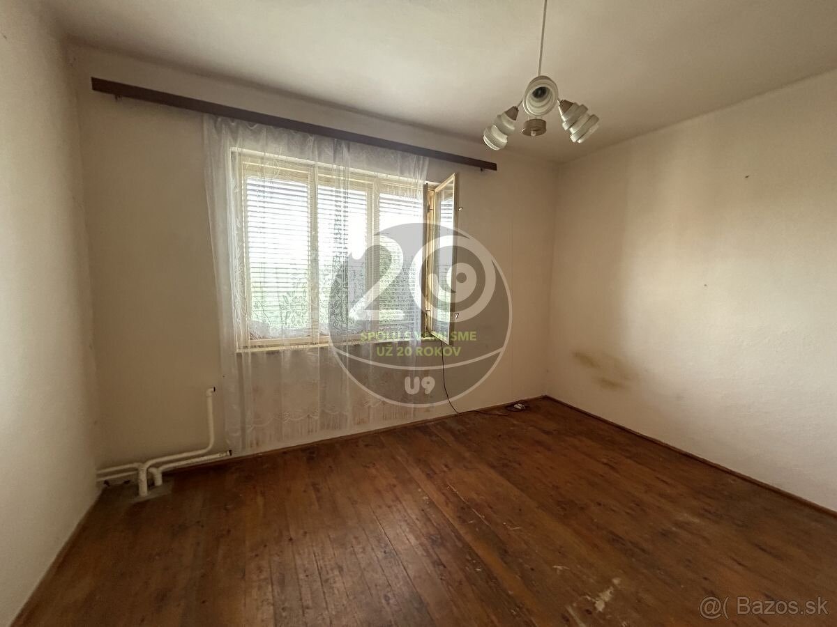 Príjemný rodinný dom vhodný na chalupu aj trvalé bývanie v o - 3