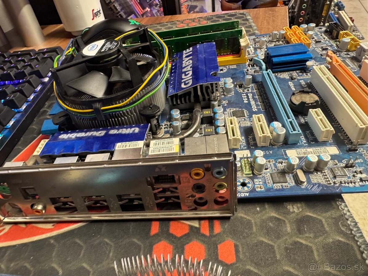 Gigabyte P45-Ud3P ,E8400,2x2Ddr2 ,9600GT - 3