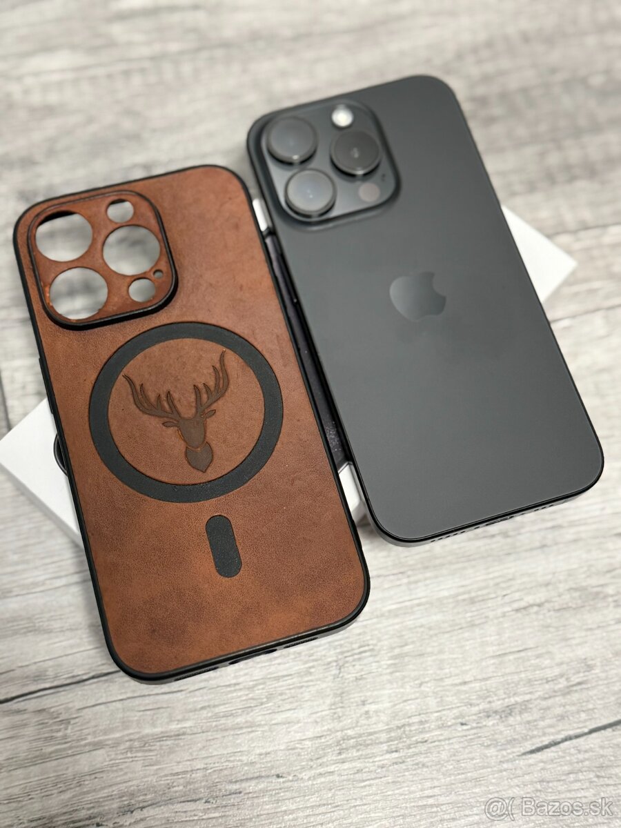 Apple iPhone 15 pro Black Titanium - 3