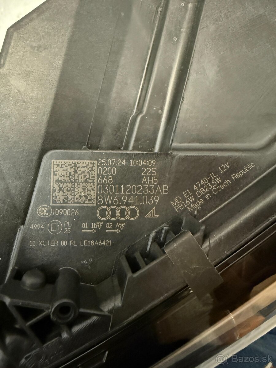 Svetlá Audi A5 Laser 8W6 - 3