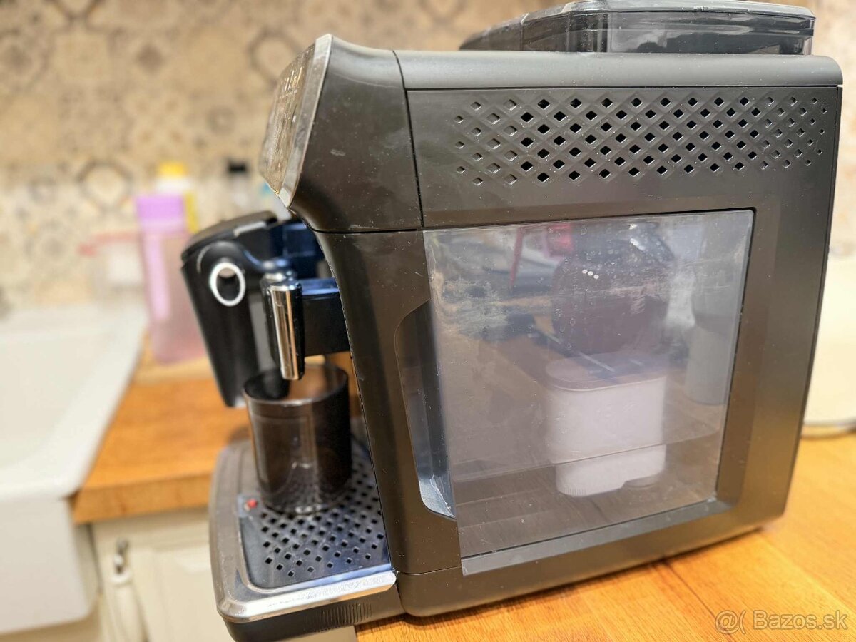 Philips Series 5400 LatteGo EP5447/90. - 3