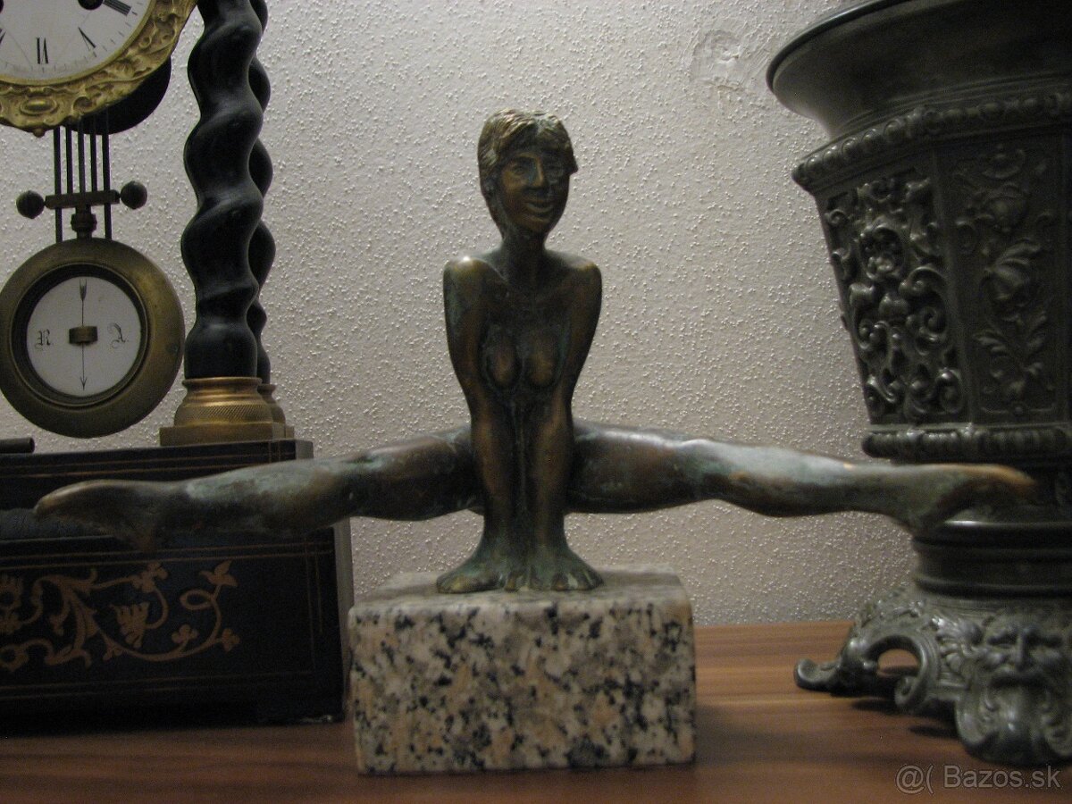 Šesť starožitnosti - 3