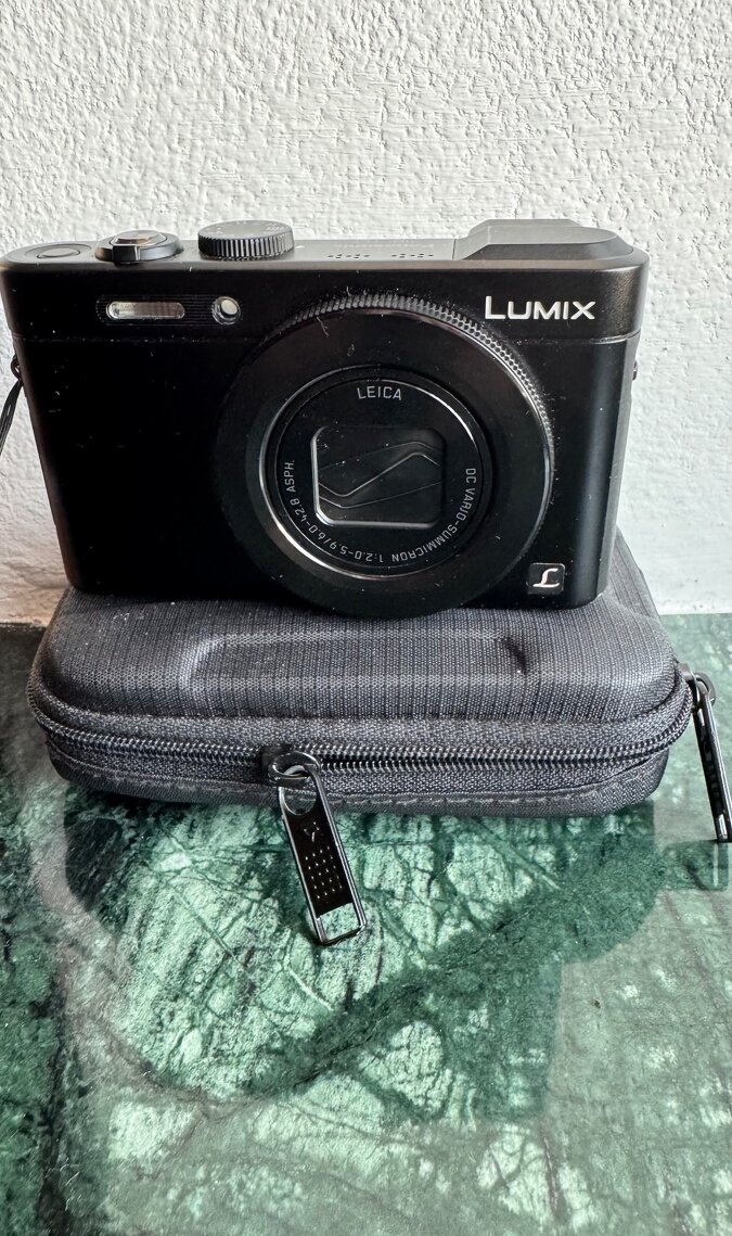 Digitálny fotoaparát Panasonic Lumix DMC-LF1 - 3