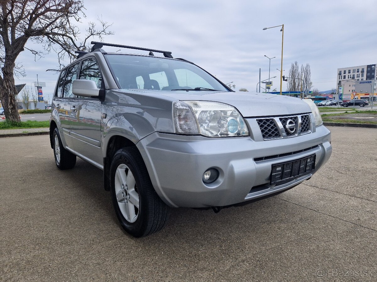 Nissan X-Trail 2.2 dCi Elegance - 3