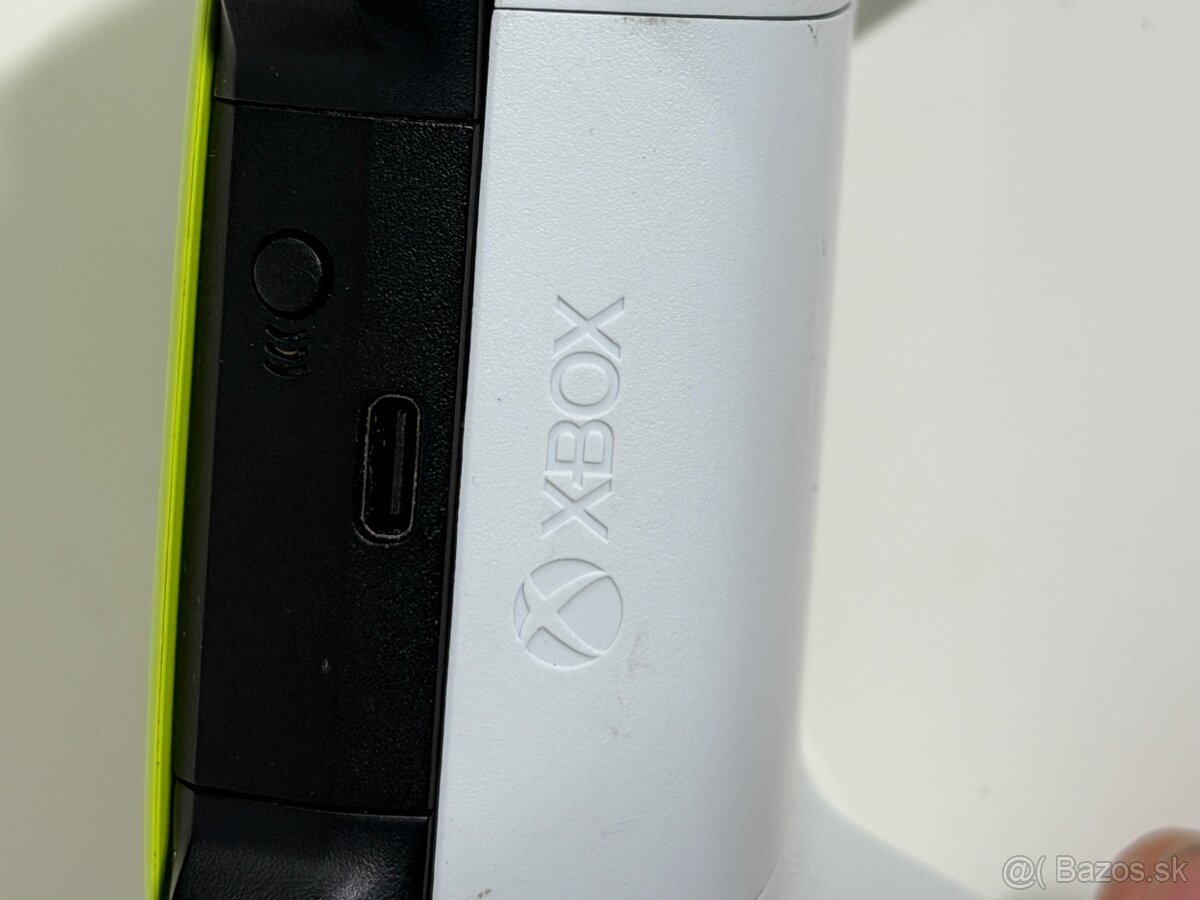 Original ovladač pre xbox one - funkčný - 3