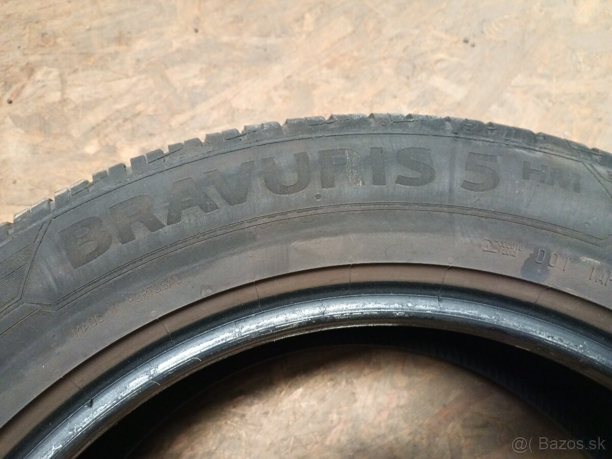 225/60r18 - 3