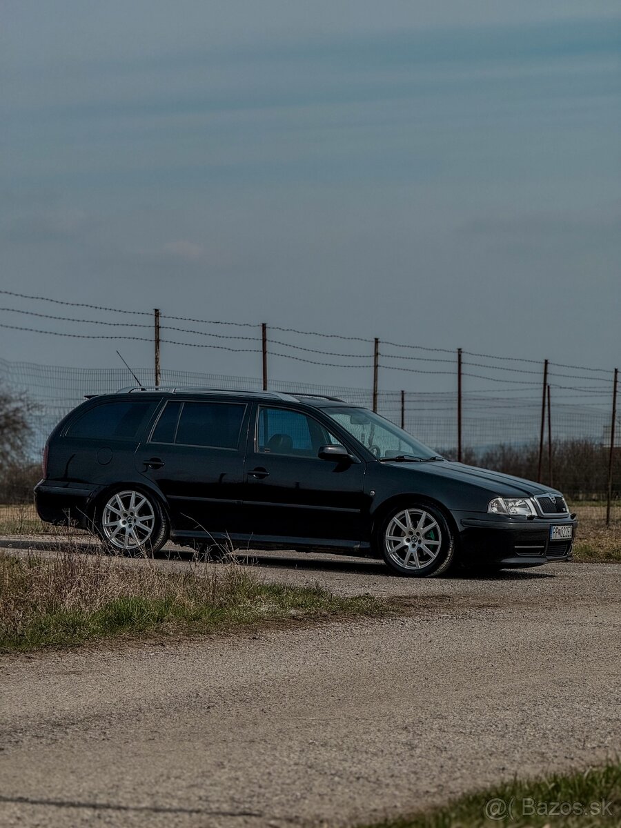 Škoda Octavia 96kw RS Packet - 3