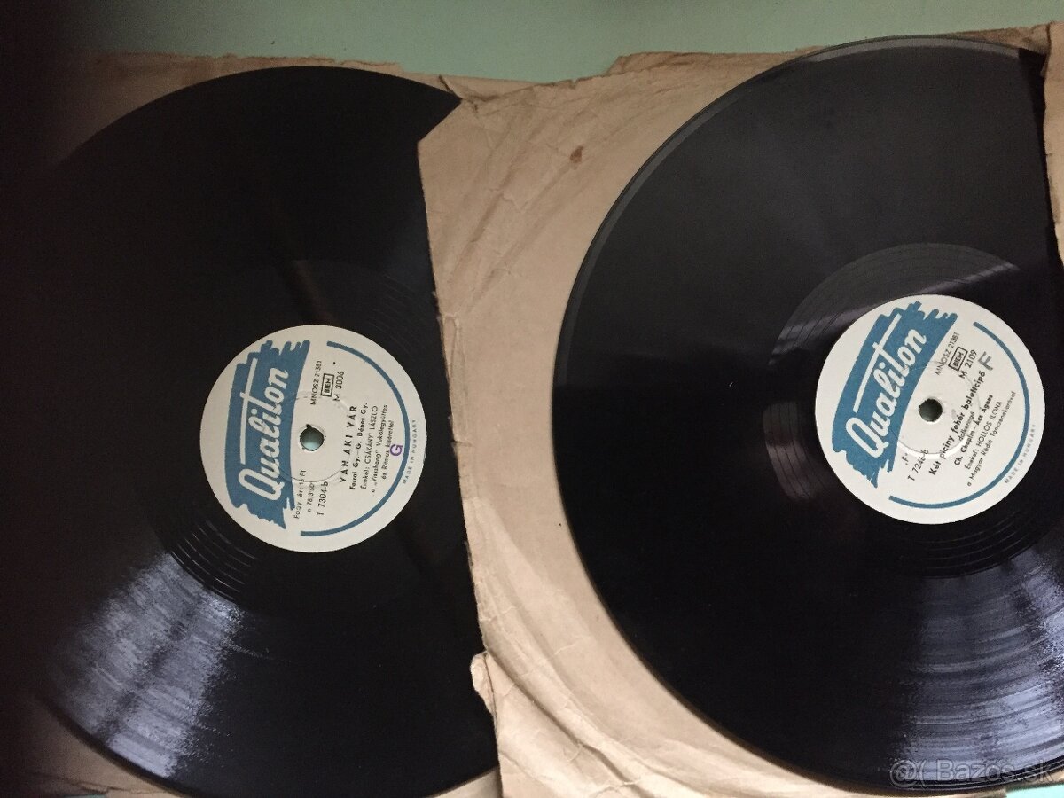 Retro LP - 3