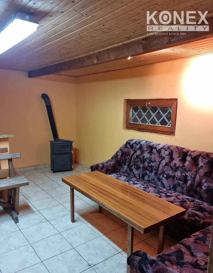 ID-4567 NA PREDAJ Chatka s vinicou - VINIČKY - 3