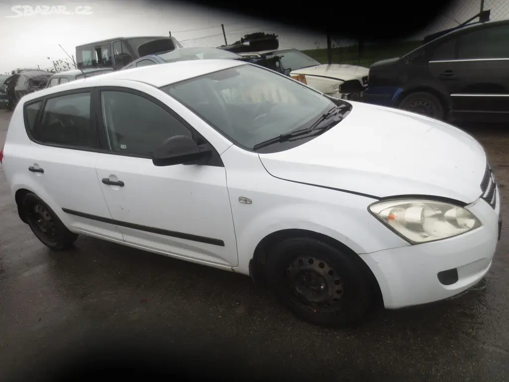 KIA CEED 1.4 BENZIN 80 KW typ G4FA diely - 3