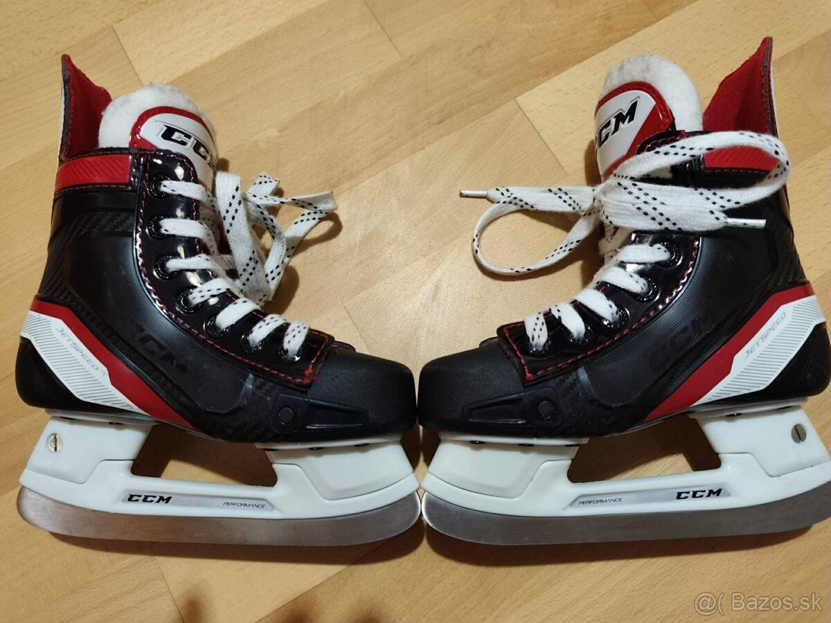 Hokejové Korčule CCM JetSpeed YTH 11 - 3