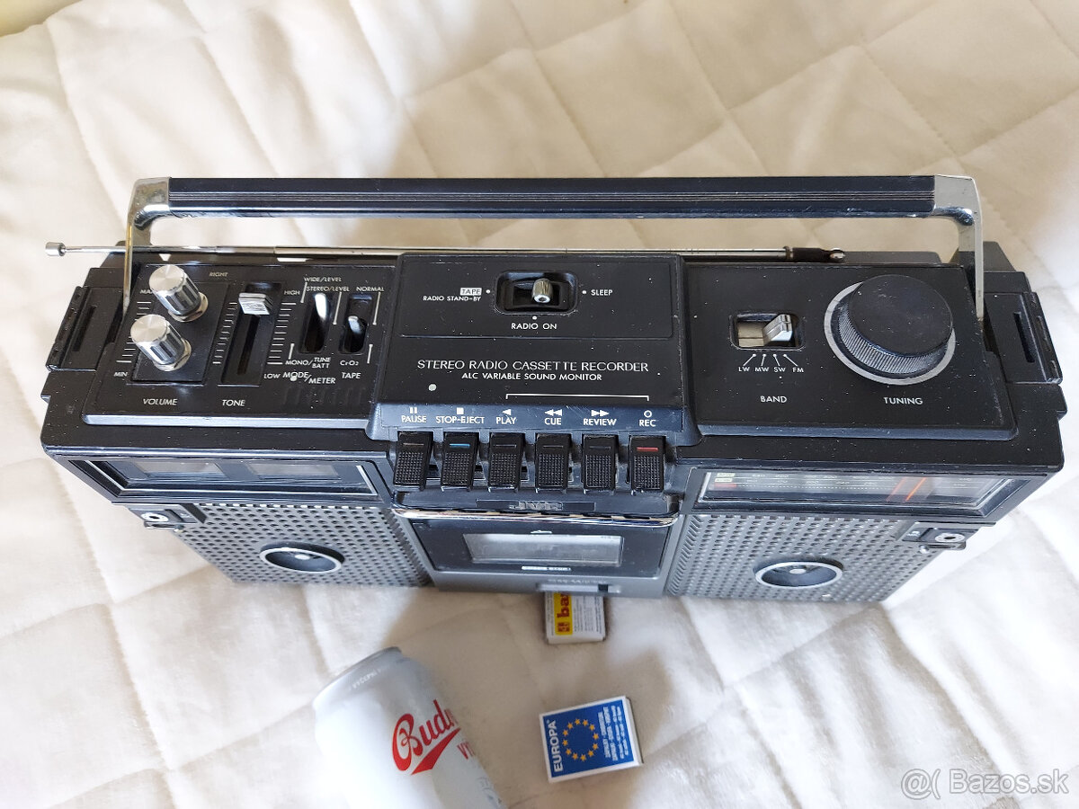 Predám aj pre zberateľa rádio JVC RC - 717 L - 3