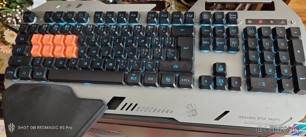 Rychly pocitac na kancelariu, youtube, atd. - 3