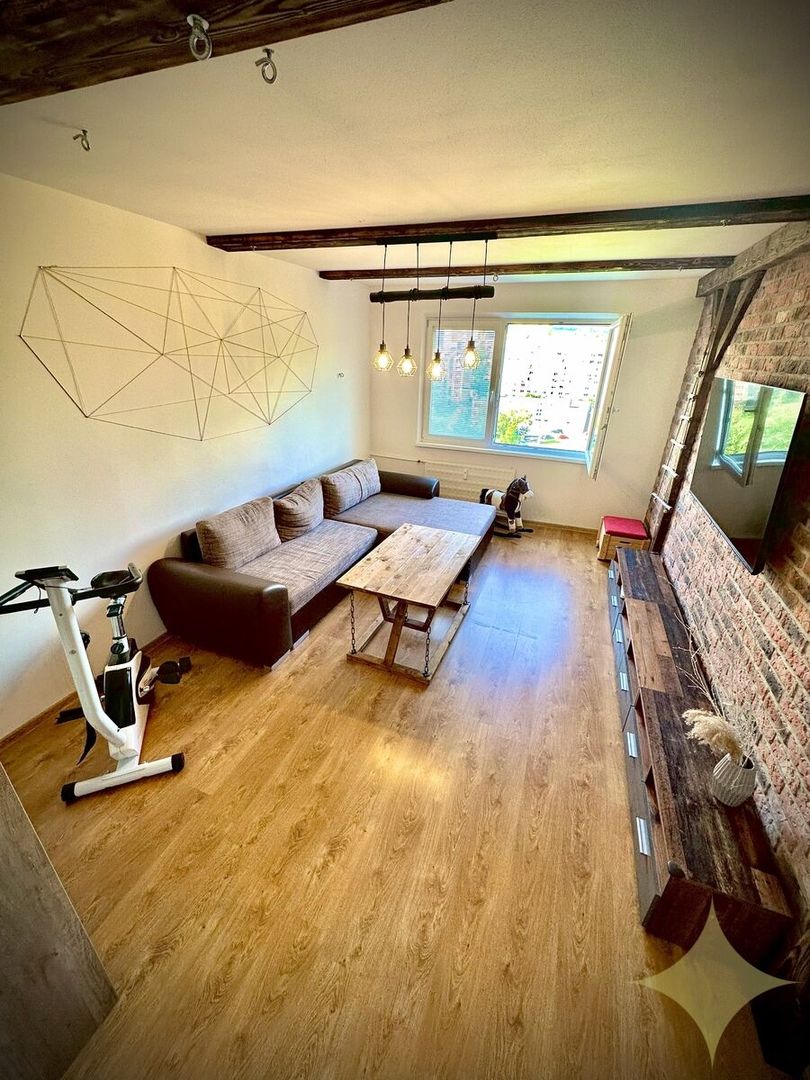 REZERVOVANÉ - Exkluzívne na predaj rekonštruovaný 3izbový by - 3