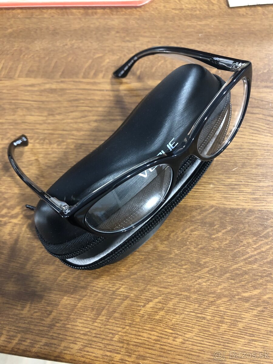 Predám nové dioptrické okuliare - rám VOGUE model 2962 - 3