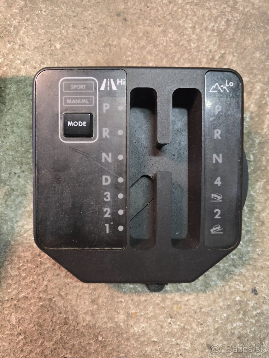 Stredovy panel radiacej paky range rover p38 - 3