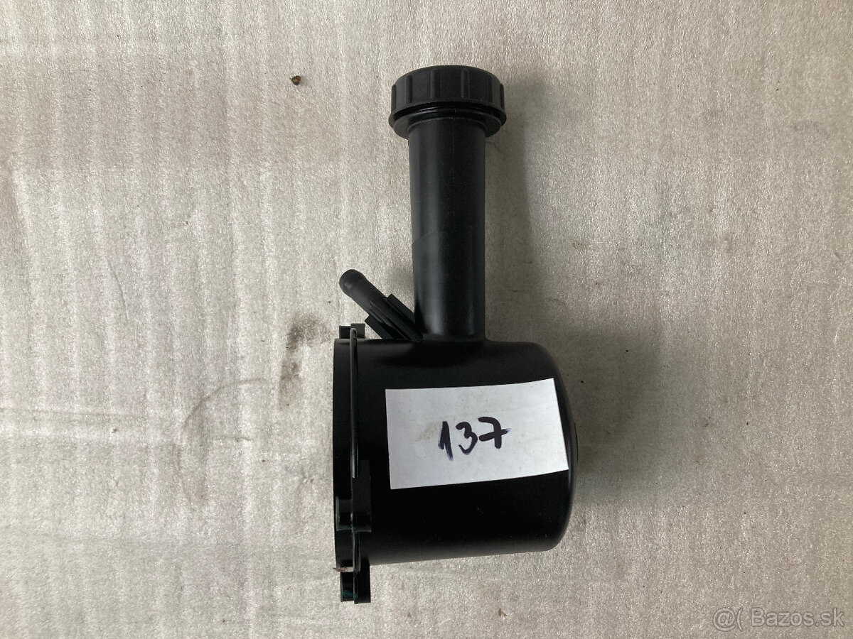 Nádržka oleja pre servoriadenie Peugeot 307, P 407 - 3