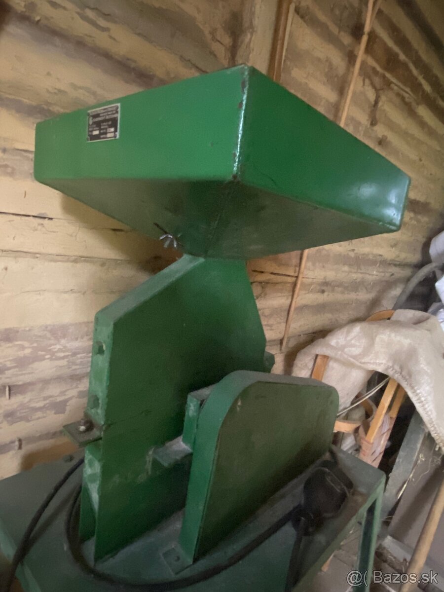 Kladivkvy sotovnik - 3