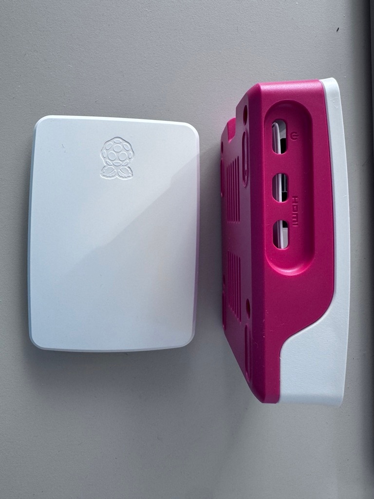 ➡️ Raspberry Pi 5 – originálny kryt / case (čierny, biely) - 3