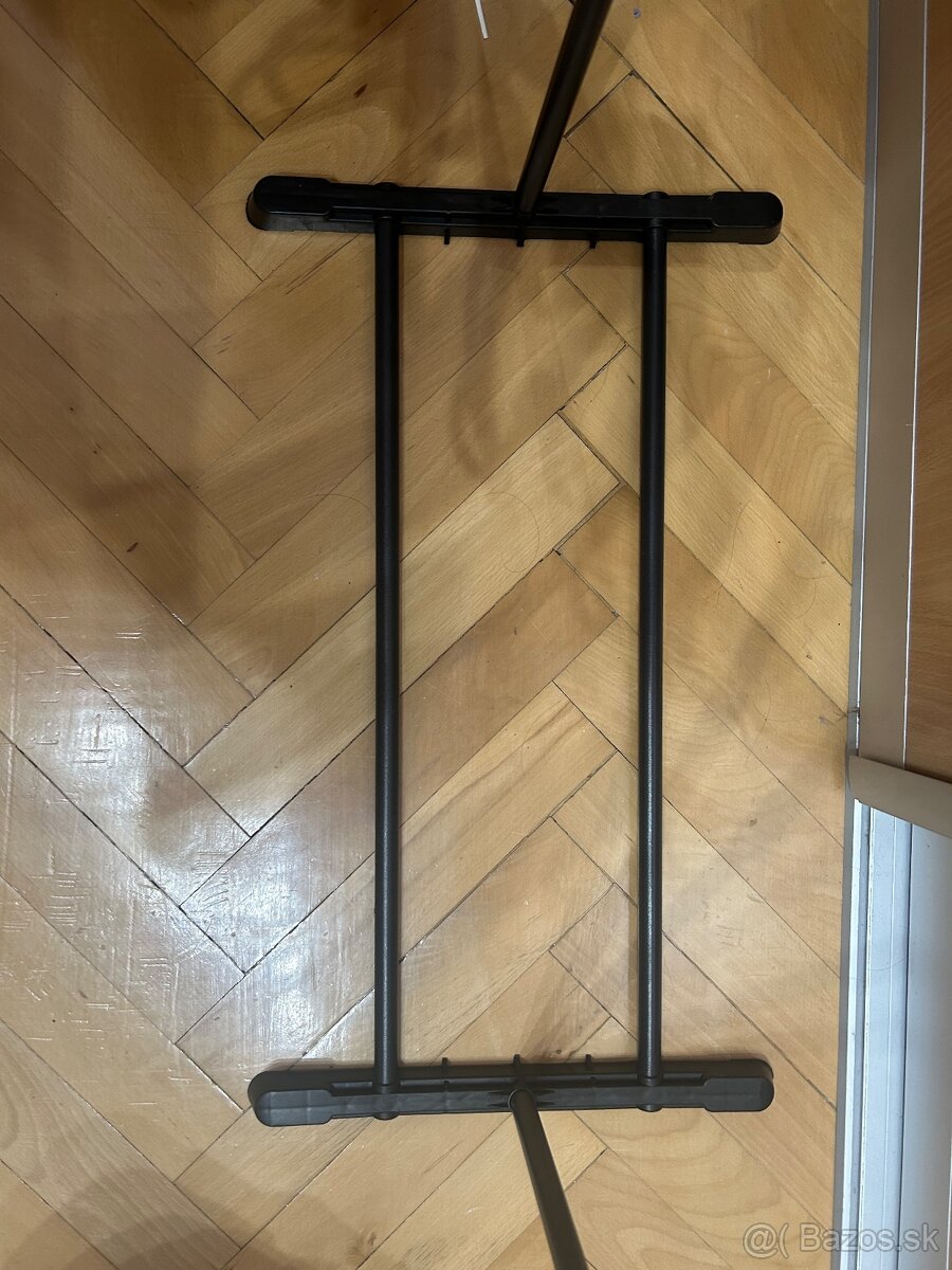 Stojan na šaty úplne nový - 3