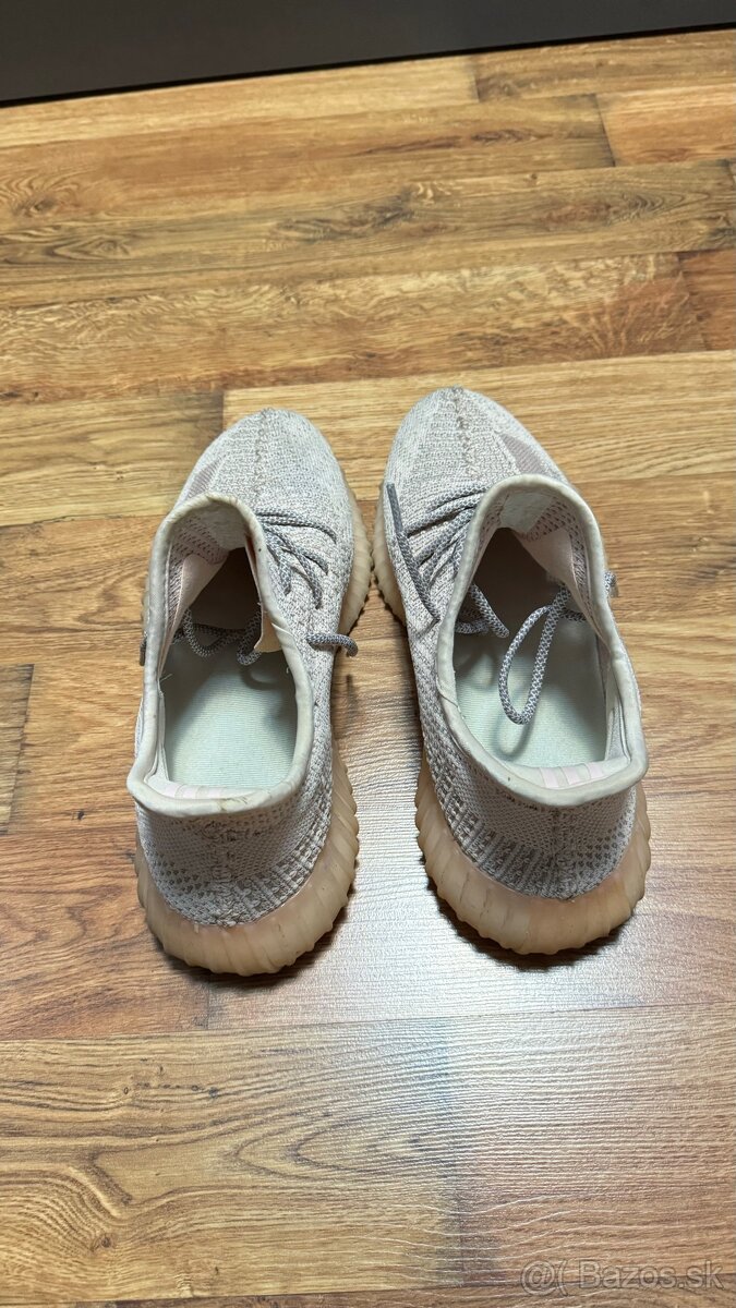Adidas Yeezy Boost 350 V2 - 3