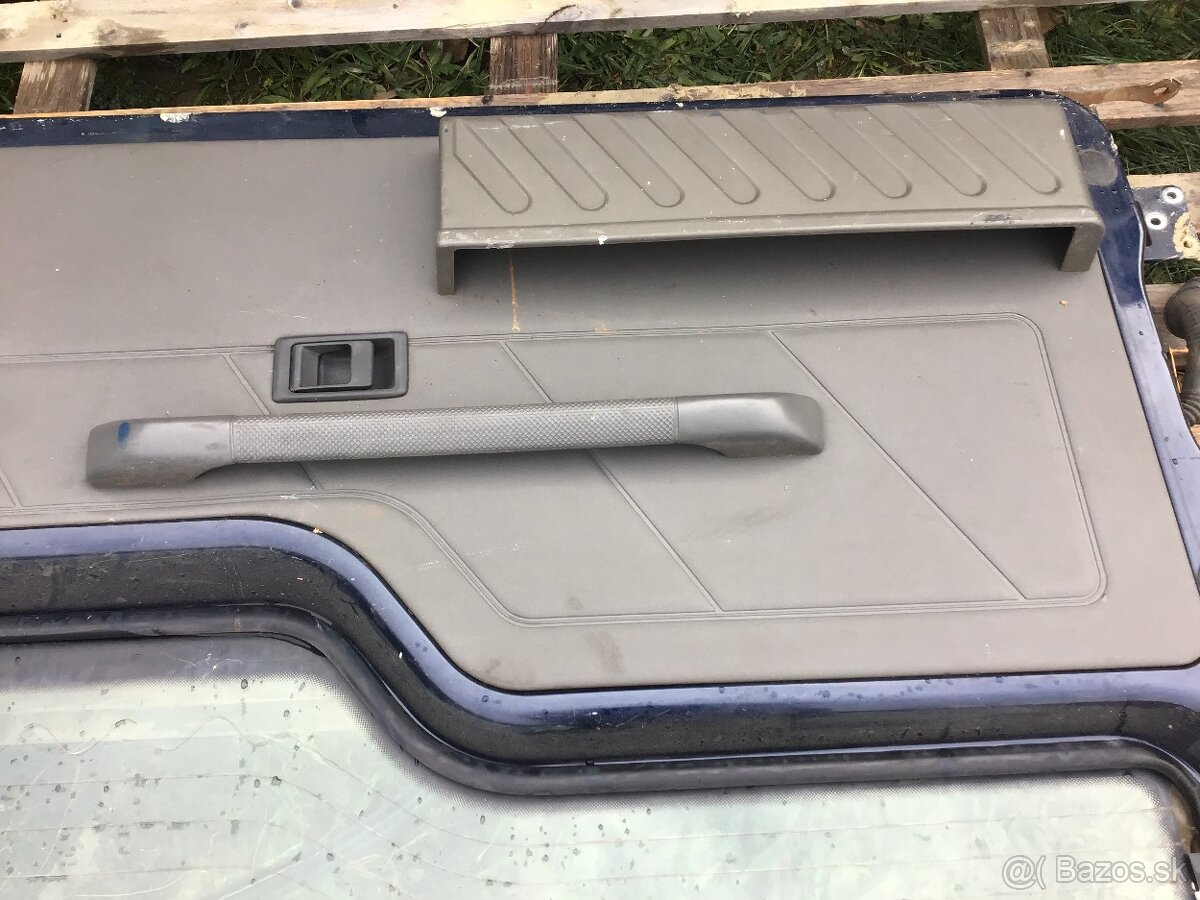 Discovery 2 dvere kufra - 3